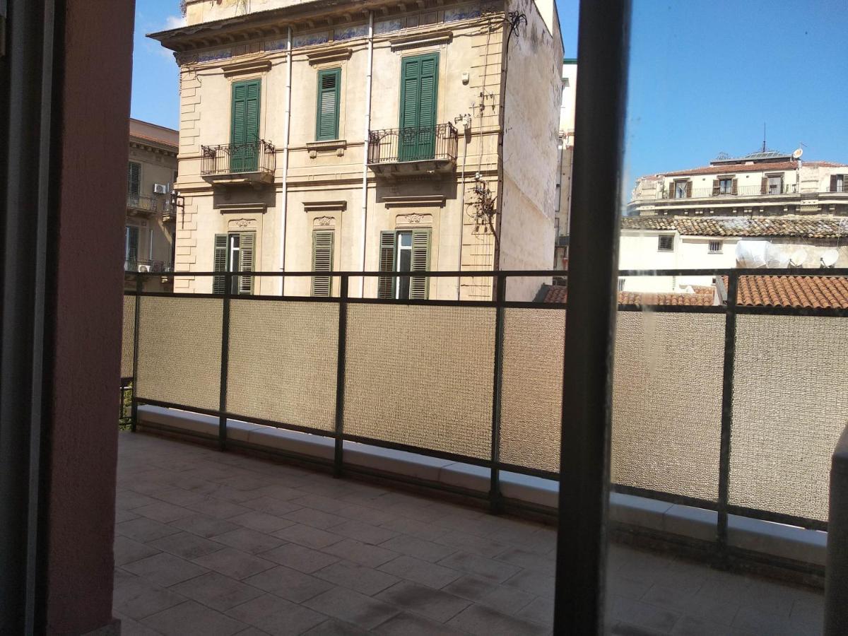 Apartament Casa Studenti E Giovani Turisti Fkk - Giochi Di Societa Ed Intimo Party - Volontari Benvenuti Palermo Zewnętrze zdjęcie