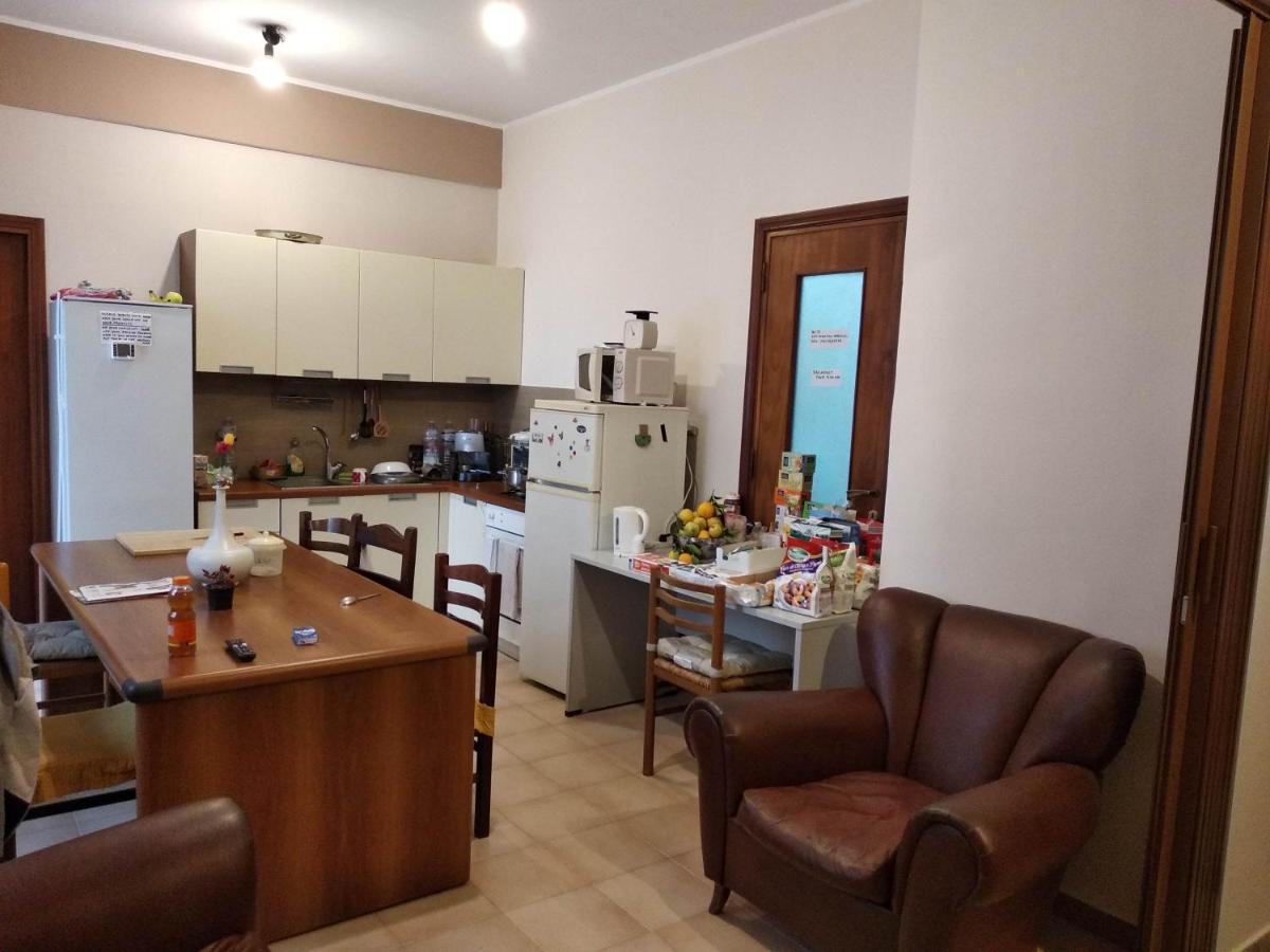 Apartament Casa Studenti E Giovani Turisti Fkk - Giochi Di Societa Ed Intimo Party - Volontari Benvenuti Palermo Zewnętrze zdjęcie
