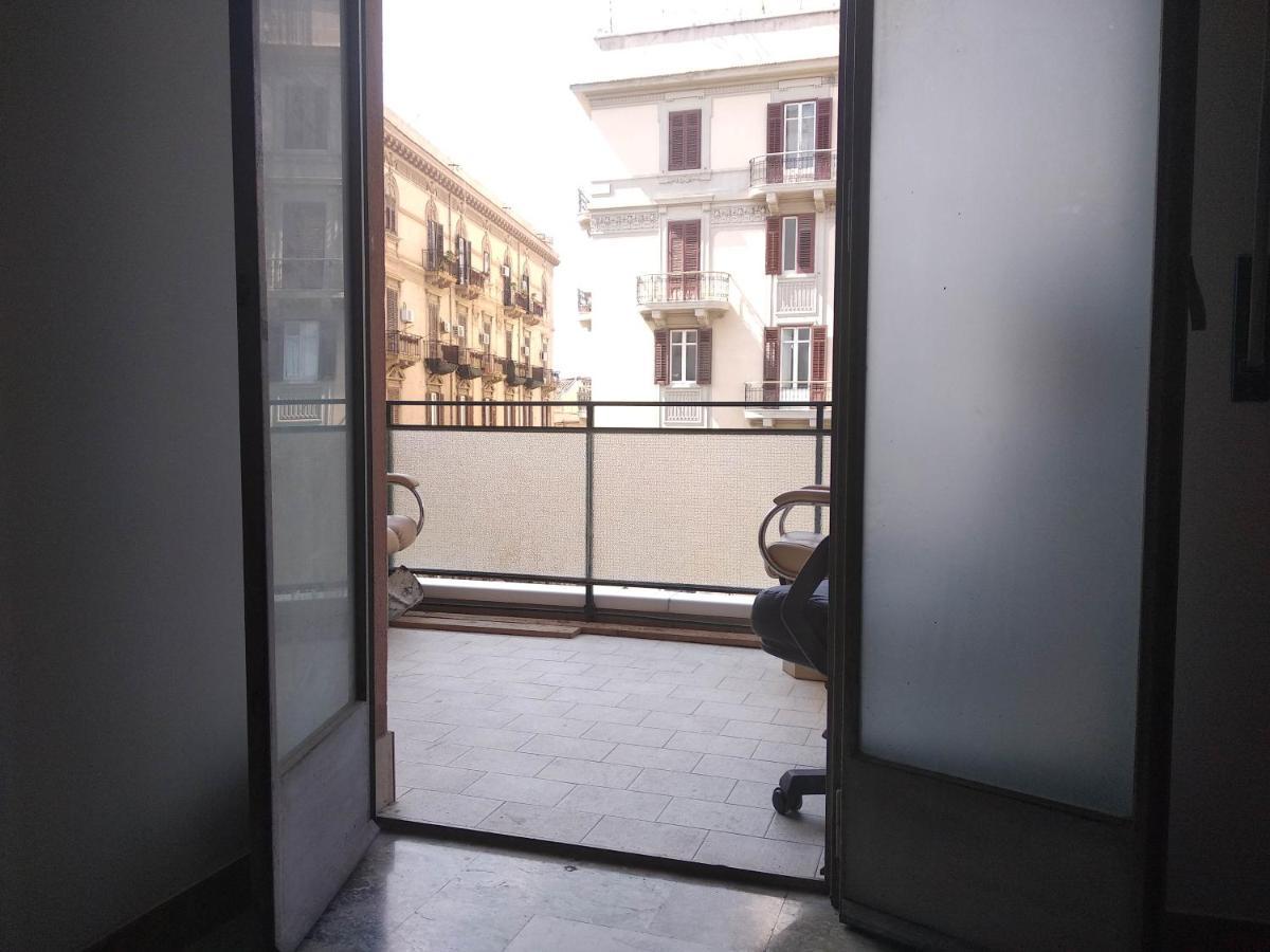Apartament Casa Studenti E Giovani Turisti Fkk - Giochi Di Societa Ed Intimo Party - Volontari Benvenuti Palermo Zewnętrze zdjęcie
