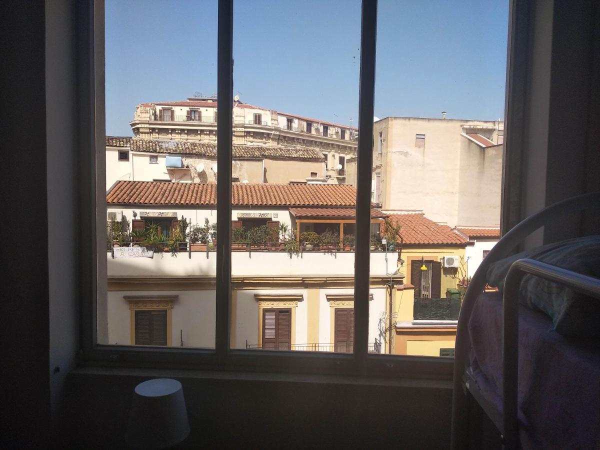 Apartament Casa Studenti E Giovani Turisti Fkk - Giochi Di Societa Ed Intimo Party - Volontari Benvenuti Palermo Zewnętrze zdjęcie