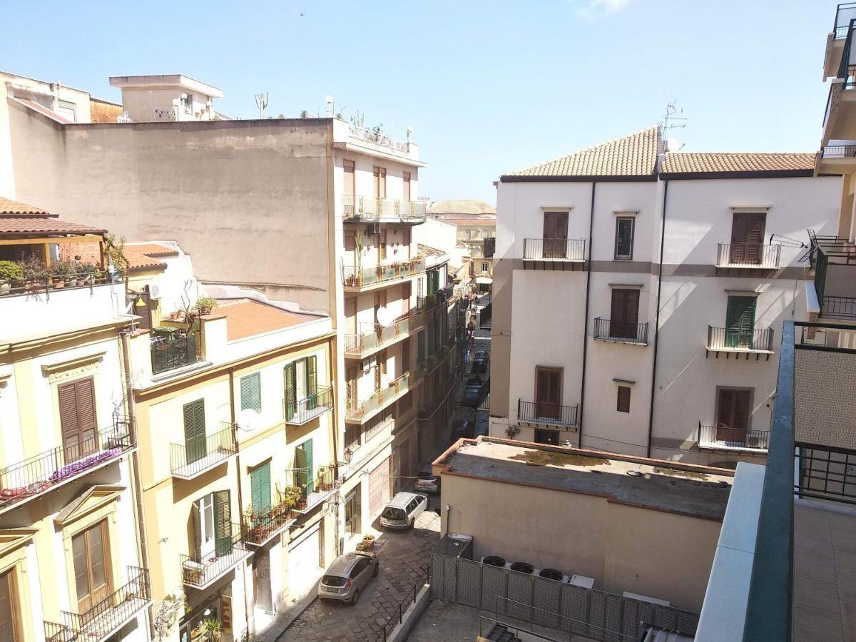 Apartament Casa Studenti E Giovani Turisti Fkk - Giochi Di Societa Ed Intimo Party - Volontari Benvenuti Palermo Zewnętrze zdjęcie