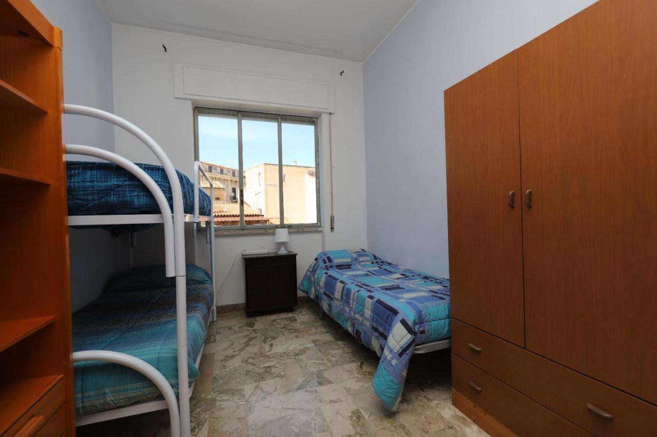 Apartament Casa Studenti E Giovani Turisti Fkk - Giochi Di Societa Ed Intimo Party - Volontari Benvenuti Palermo Zewnętrze zdjęcie