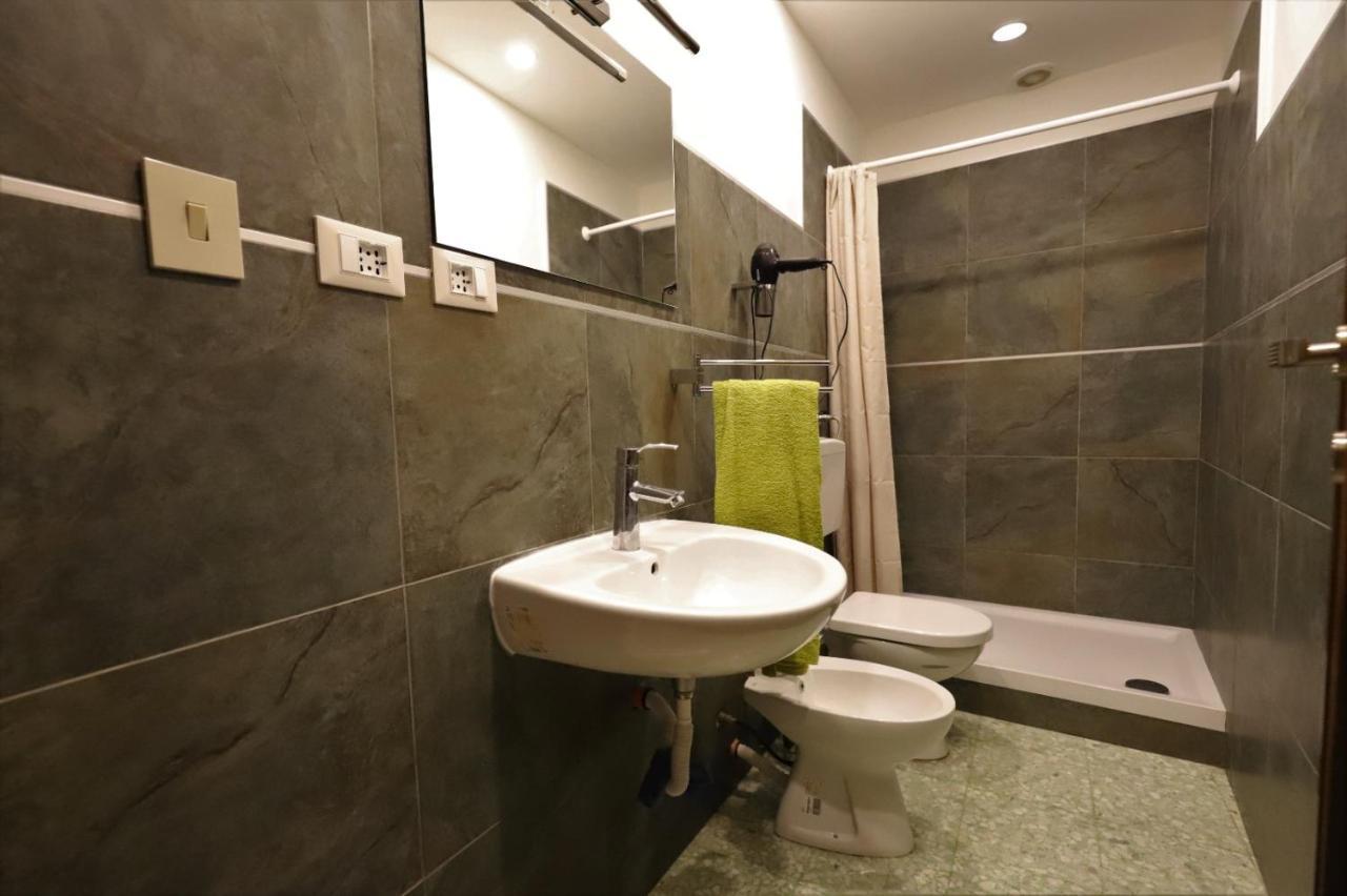 Apartament Casa Studenti E Giovani Turisti Fkk - Giochi Di Societa Ed Intimo Party - Volontari Benvenuti Palermo Zewnętrze zdjęcie